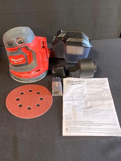 Milwaukee Random Orbit Sander