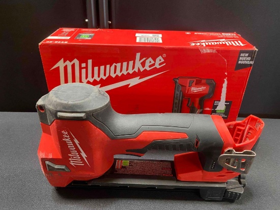 Milwaukee M12 Cable Stapler (Tool-Only)