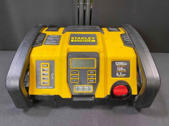 STANLEY FATMAX 1200 Peak Amp Power Station