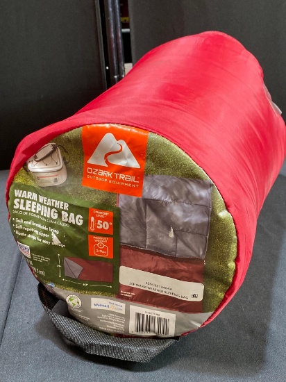 OZARK TRAIL OUTDOOR EQUIPMENT WARM WEATHER SLEEPING BAG