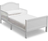 Delta Children Bennett Wood Toddler Bed