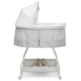 Delta Children Deluxe Soothing Dreams Bassinet
