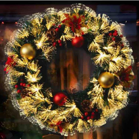Pre-lit Christmas Wreath 24" Extra Large