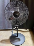 Lasko Oscillating Pedestal Fan