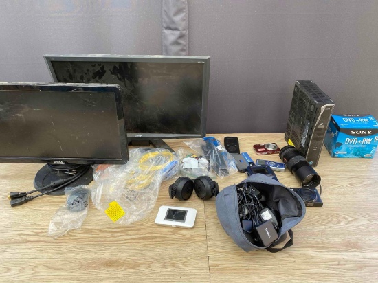 Lot of electronic