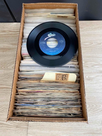 Lot of vintage vinyl records
