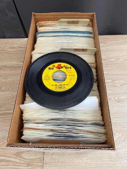 Lot of vintage vinyl records