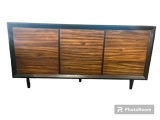 TV CONSOLE