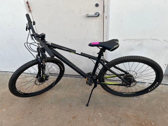 Northrock XC27 27.5 in. Mountain Bike