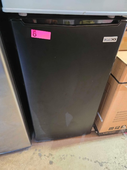 Igloo mini fridge