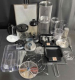 Lot of Kitchen Stuff