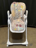 Convertible folding baby highchair