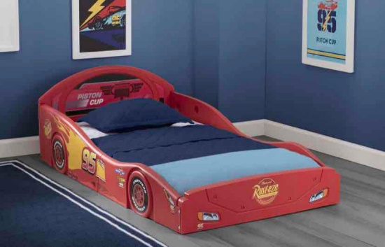 Cars Lightning McQueen Plastic Sleep and Play Toddler Bed