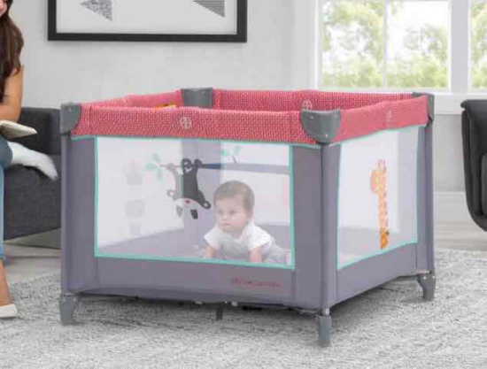 Delta Children Square 36" x 36" Play Yard