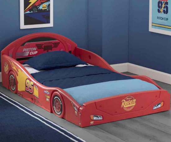 Cars Lightning McQueen Plastic Sleep and Play Toddler Bed