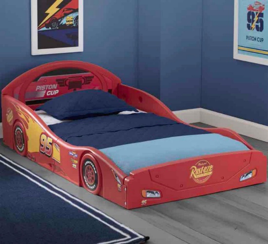 Cars Lightning McQueen Plastic Sleep and Play Toddler Bed