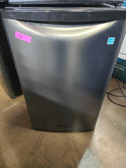 Danby compact Refrigerator