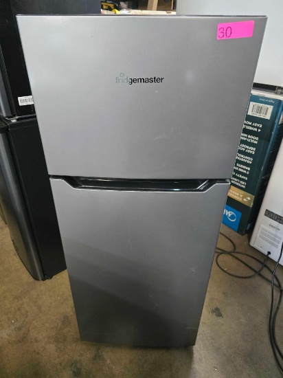 Fridgemaster Refrigerator 2-Door 4.5 Cu Ft
