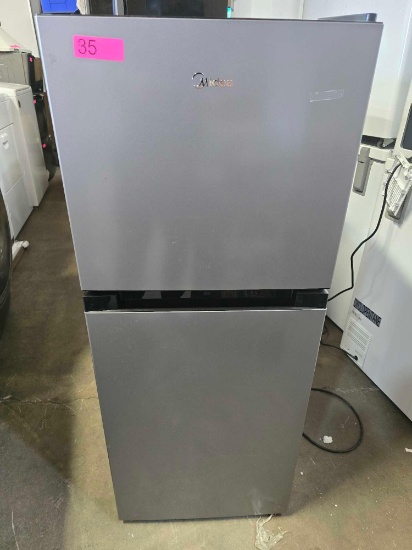 Midea Compact Refrigerator 2-Door 4.5 Cu Ft Black And Silver MRM45D3ASL
