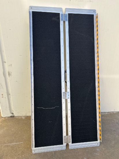Portable Wheelchair ramp 5FT,Non-Slip Folding Aluminum Handicap Ramps