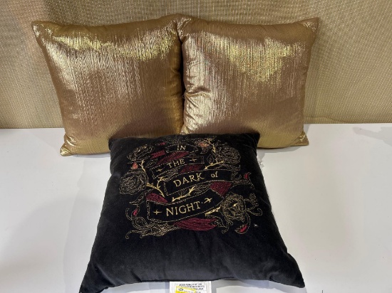 Qty.3 Decorative Pillows