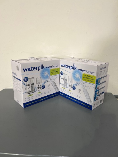 QTY : 2 waterpik waterflosser