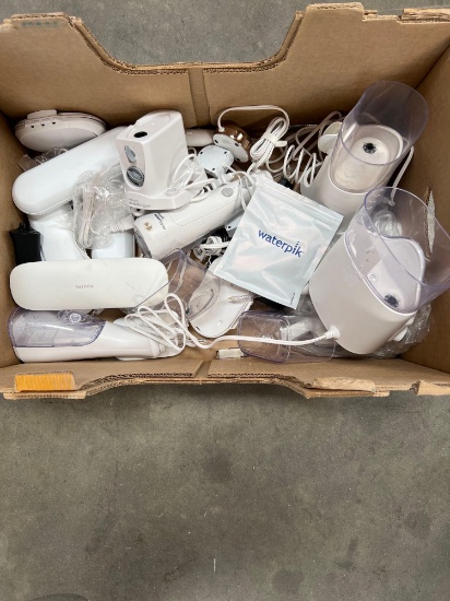 Misc : Box 2 Various lot of waterpiks