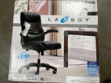 Black lazy boy manager chair