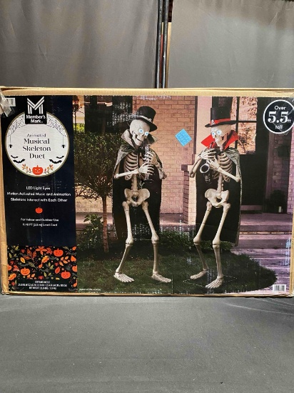 Members Mark Animated Musical Skeleton Duet