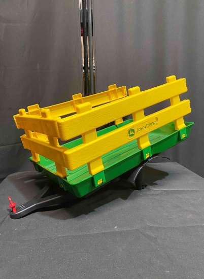 Deere Stake Side Trailer Toy