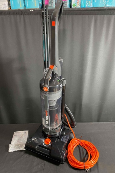 Hoover Commercial TaskVac Bagless Upright