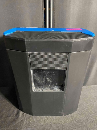 Royal 8-Sheet Microcut Paper Shredder