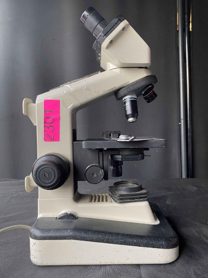 NIKON Alphaphot Microscope