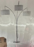 3 lamp shade lamp floor standing.