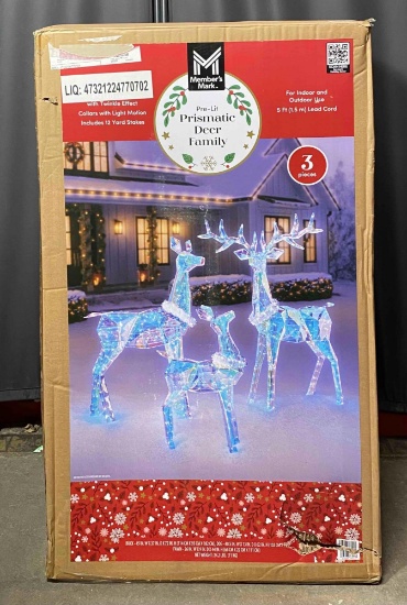 Member's Mark 3-Piece Pre-Lit Prismatic Deer Family