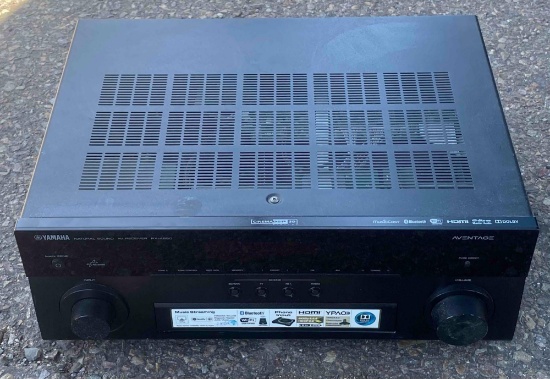 Yamaha AVENTAGE 7.2-channel home theater receiver with Wi-Fi