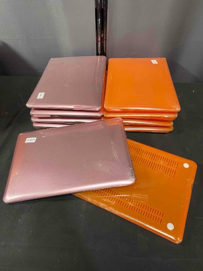 Lot of 10 MacBook Pro 13.3 Cases