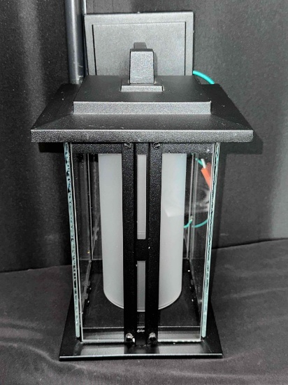 Outdoor LED Wall Lantern