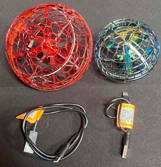 2 Different Magic Hover Ball
