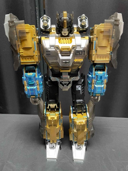 Member's Mark Transforming Robot Toy