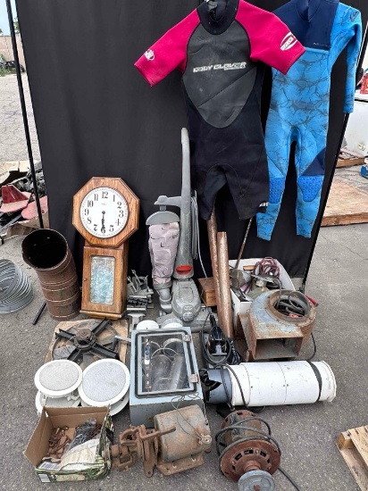 Lot Of Miscellaneous (Pallet)