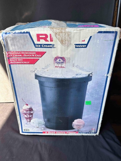 Ice Cream & Yogurt Freezer