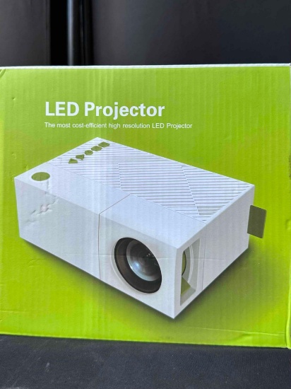 Mini LED Projector
