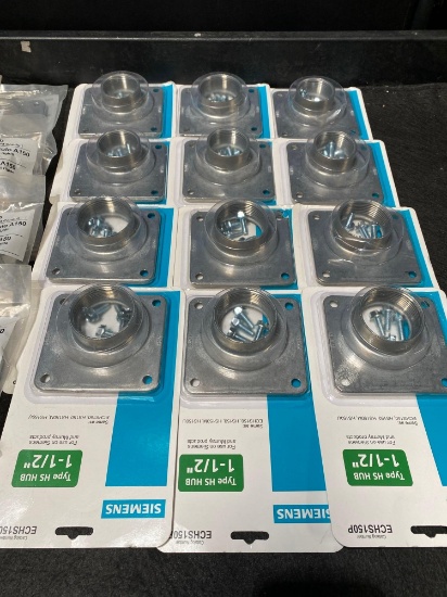 Lot Of 16 Pieces Siemens Type HS HUB 1-1/2