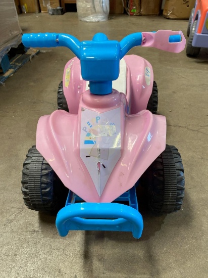Peppa Pig - 6V Quad for Kids - Powerful and Safe Ride-On Toy with Rechargeable Battery