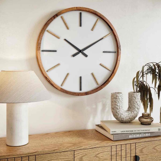Kali Minimalistic Wood Round Wall Clock
