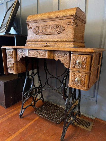 Antique NewHome Sewing machine