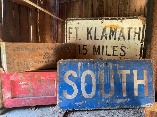 Vintage Wood Box & Sign Lot Fort Klamath