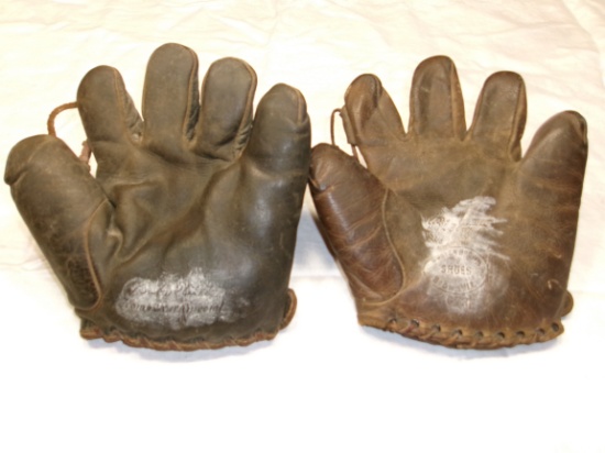 Babe Ruth Home Run Special Baseball Glove