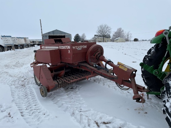 Hesston 4650 Baler